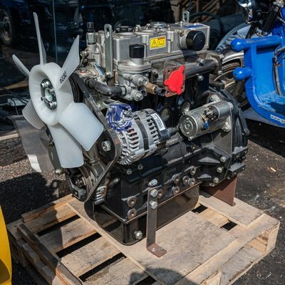 Multiscene Stable Perkins 404D motor, Multifunctionele complete motor assemblage