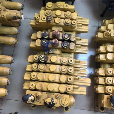 456-1837 471-5697 455-7947 CAT305 306 307E2 Hoofdbesturingsklep aangedreven door C2.4-motor Mini-hydraulische graafmachineonderdelen