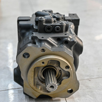 708-1U-01112 708-1U-04113 Komatsu WB93R 95R 97R WB93R-5E0 708-1U-00111 Hydraulische zuigerventilatorversnellingspomp