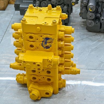 723-24-10803 723-24-10801 723-24-10800 Voor Komatsu D61EX-12 BULLDOZERS Hydraulische hoofdbesturingsklep Constructie-machineonderdelen Naverkoop Hoogwaardige originele