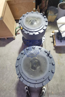 YB60002028 YB60001486 YB60001906 Hydraulische schommelmotor SWING GEARBOX SWING REDUCTION GEAR SWING DEVICE (Achter) Voor HAITCHI EX1200-7 EXCAVATOREN PARTEN duurzame machines aftermarket Origineel